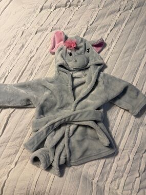 Plush Elephant Hooded Kids Robe in Light Gray with Pink Ears